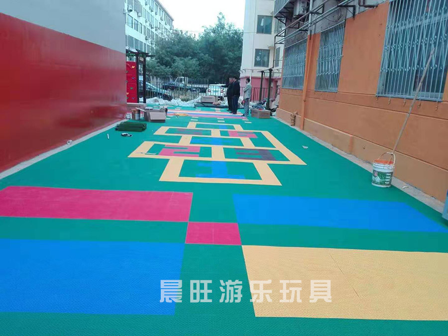 那曲公園兒童器材咨詢電話24小時服務